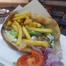 Ψωμί Μπαμπάτσικο Ciabatta Χοιρινά Μπριζολάκια