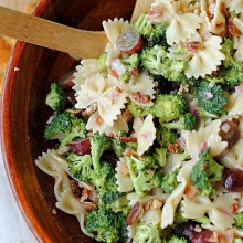 Μακαρονοσαλάτα με Μπρόκολο και Λαχανικά