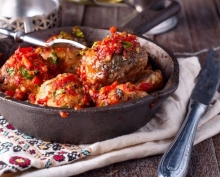 Κεφτεδάκια με Σάλτσα