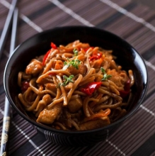 Noodles Udon Κοτόπουλο